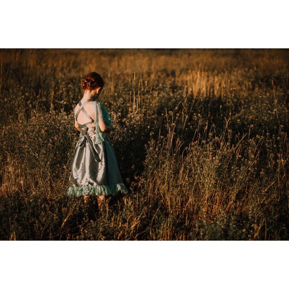Girls vintage Teal flowy flutter sleeve dress Grow flower princess style dress - Picture 6 of 10